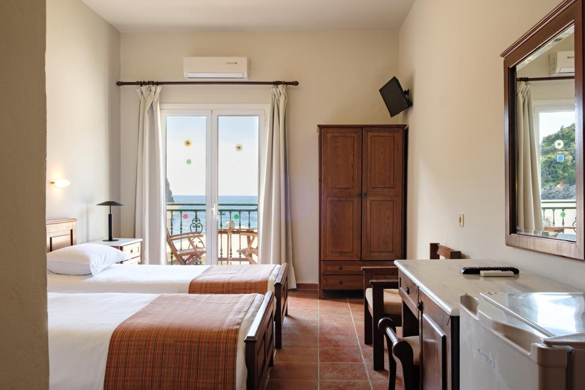 Hotel Apollon Corfu Paleokastritsa Exterior photo
